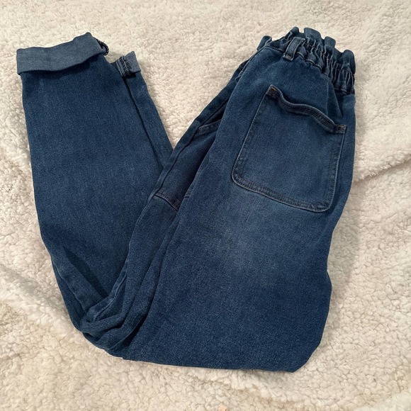 Almost Famous jeans - Picture 5 of 5